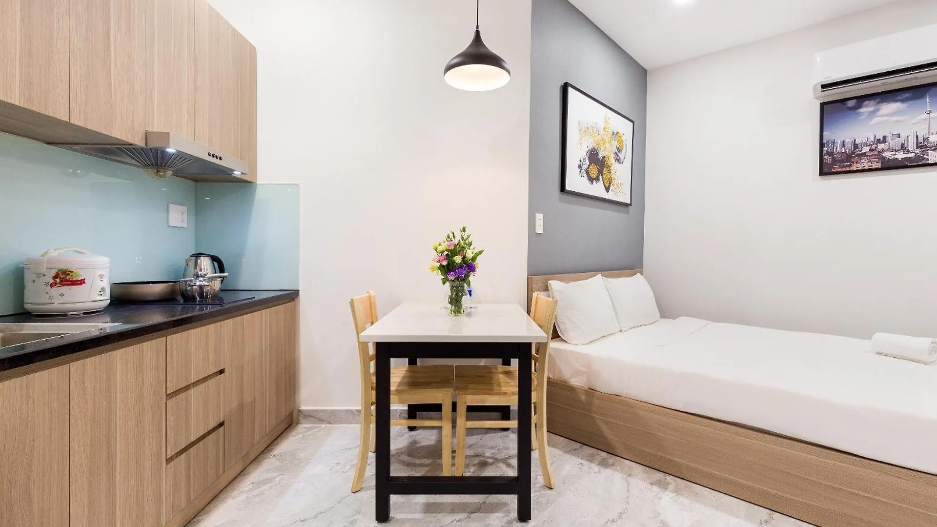Yours Apartment - Airport Ho Chi Minh City Vietnam