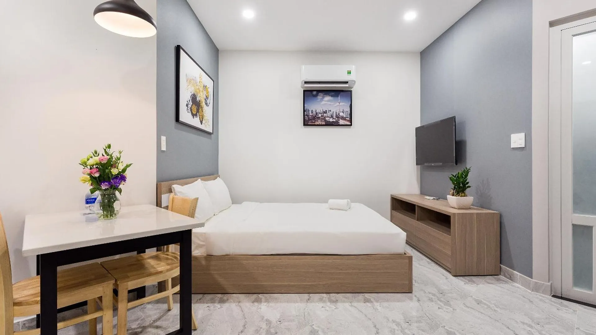 Yours Apartment - Airport Ho Chi Minh City
