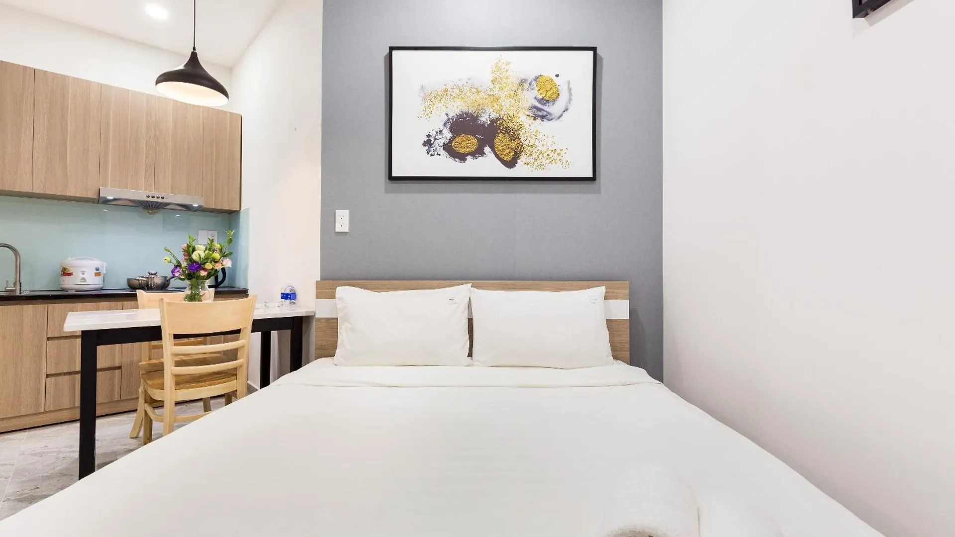Yours Apartment - Airport Ho Chi Minh City
