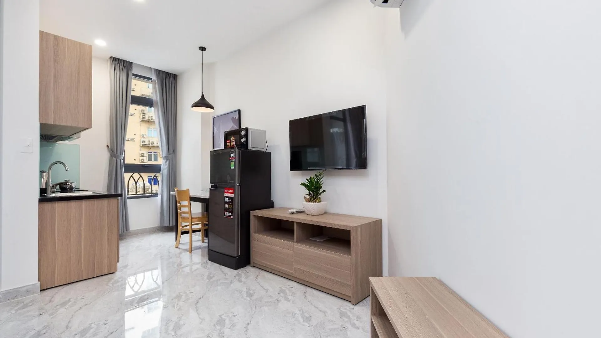 Yours Apartment - Airport Ho Chi Minh City
