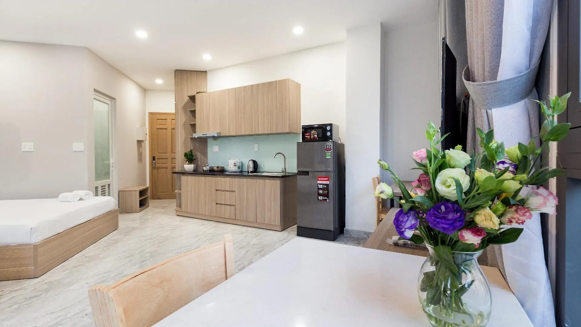 Yours Apartment - Airport Ho Chi Minh City 0*,  Vietnam