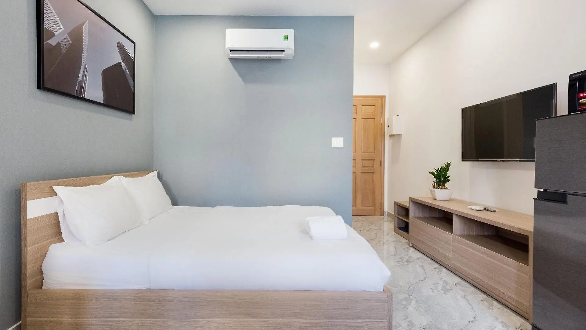 Yours Apartment - Airport Ho Chi Minh City